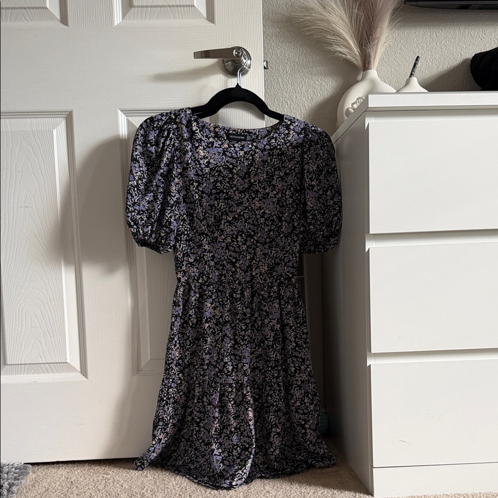 PrettyLittleThing Black and Purple Floral Midi Dress